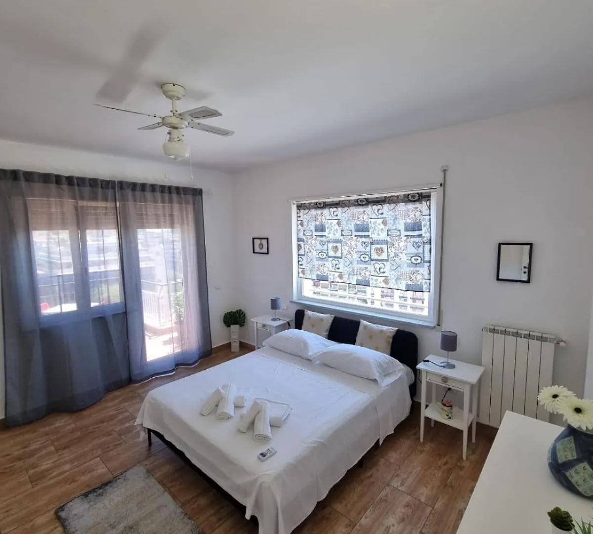 Apartment City House & Free Parking By Perry-Holiday Palermo Italy