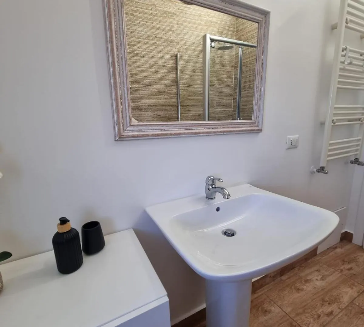 City House & Free Parking By Perry-Holiday Palermo